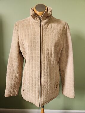 Gallery Light Beige Quilted Zip-Up Jacket
